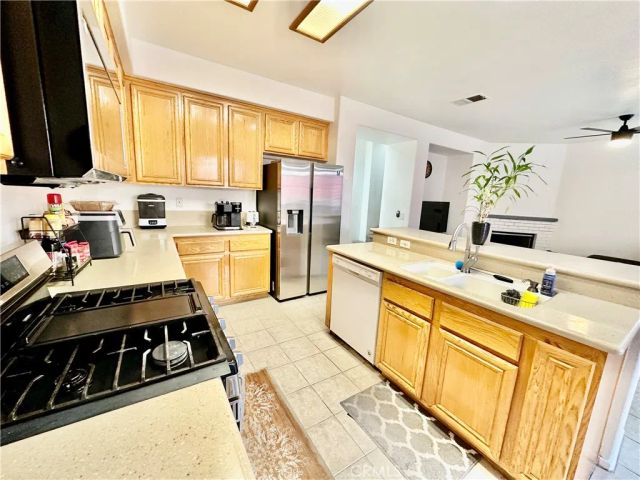 36676 Lynwood Ave, Murrieta, CA 92563