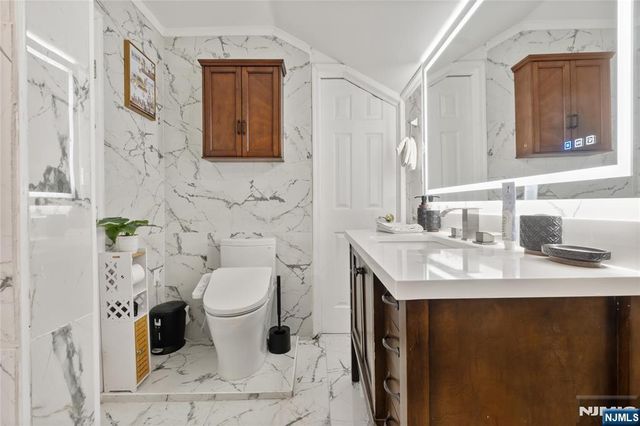 1037 Schneider Avenue, Union, NJ 07083