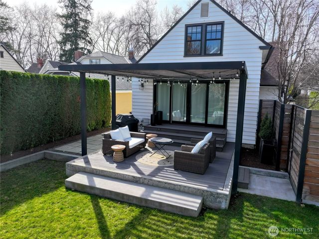 385 S 1st Avenue, Walla Walla, WA 99362