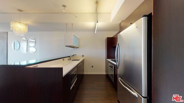 1155 S Grand Avenue 1108, Los Angeles, CA 90015
