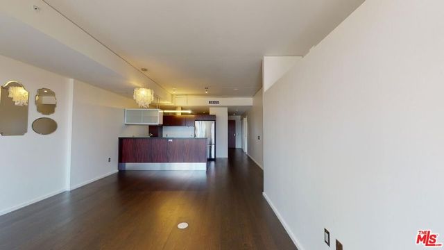 1155 S Grand Avenue 1108, Los Angeles, CA 90015