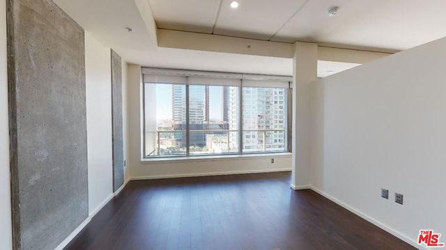 1155 S Grand Avenue 1108, Los Angeles, CA 90015