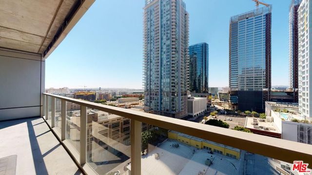 1155 S Grand Avenue 1108, Los Angeles, CA 90015