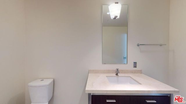 1155 S Grand Avenue 1108, Los Angeles, CA 90015