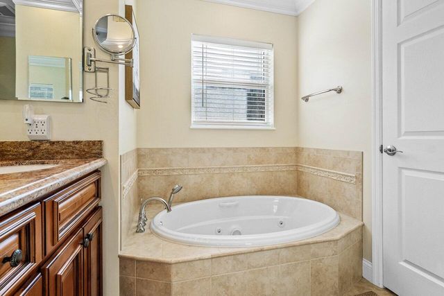 899 S Granada Drive, Boca Raton, FL 33432