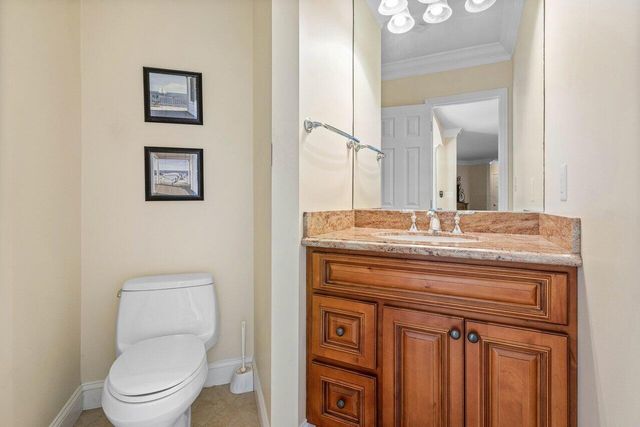 899 S Granada Drive, Boca Raton, FL 33432