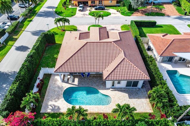 899 S Granada Drive, Boca Raton, FL 33432
