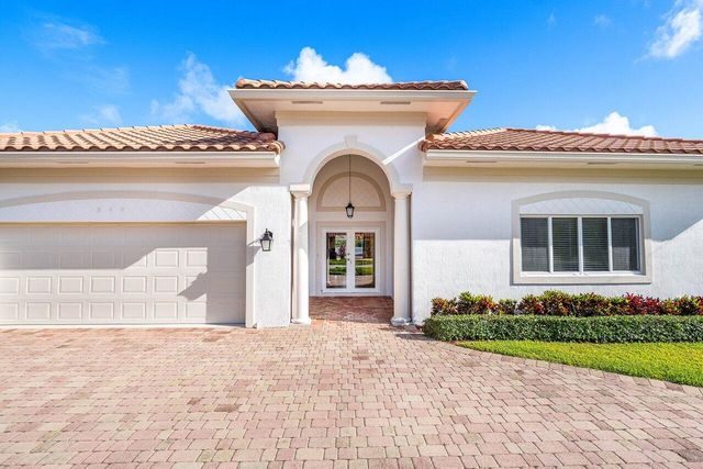 899 S Granada Drive, Boca Raton, FL 33432