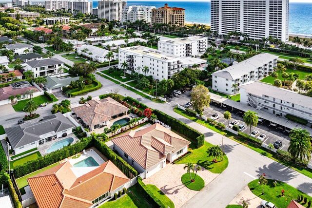 899 S Granada Drive, Boca Raton, FL 33432