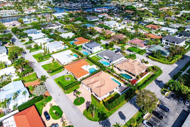 899 S Granada Drive, Boca Raton, FL 33432