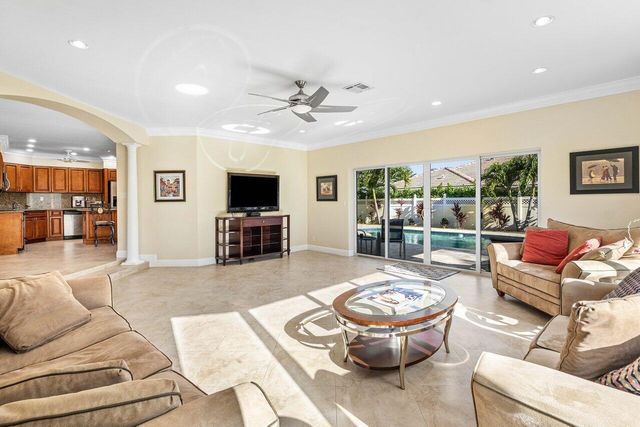 899 S Granada Drive, Boca Raton, FL 33432