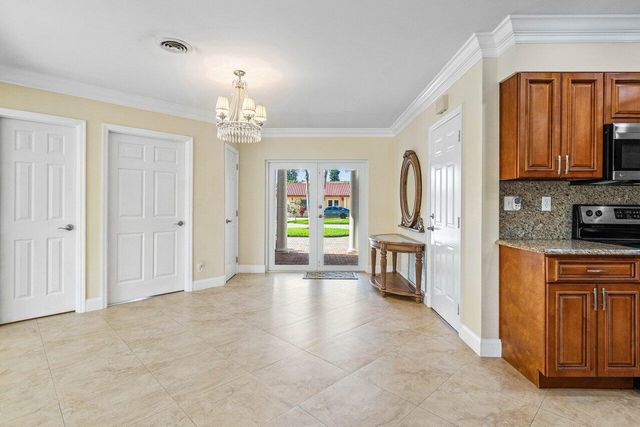899 S Granada Drive, Boca Raton, FL 33432