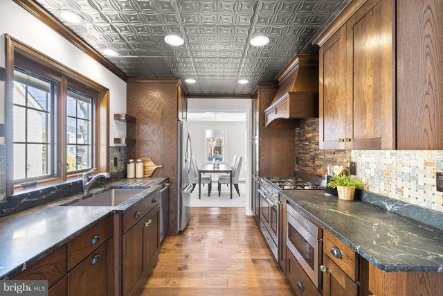 2818 MARSHALL ST, Falls Church, VA 22042