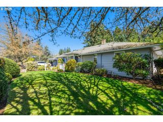 18050 Se LANGENSAND Rd, Sandy, OR 97055