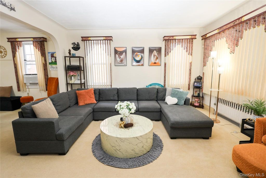 13446 229th Street, Laurelton, NY 11413 — photo 4