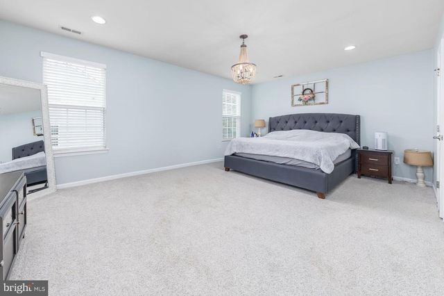 824 KRISTIN LN, Williamstown, NJ 08094