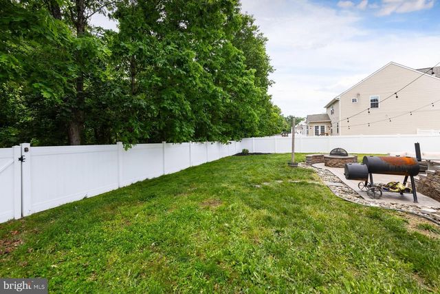 824 KRISTIN LN, Williamstown, NJ 08094
