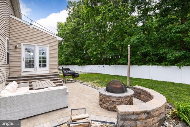 824 KRISTIN LN, Williamstown, NJ 08094