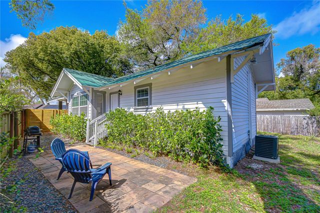 1710 ESCORT AVENUE, Tampa, FL 33610