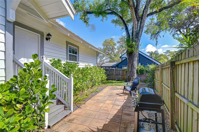 1710 ESCORT AVENUE, Tampa, FL 33610