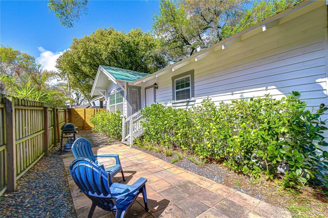 1710 ESCORT AVENUE, Tampa, FL 33610