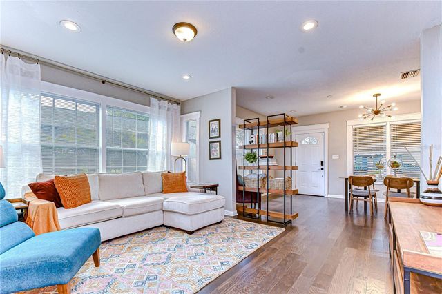 1710 ESCORT AVENUE, Tampa, FL 33610