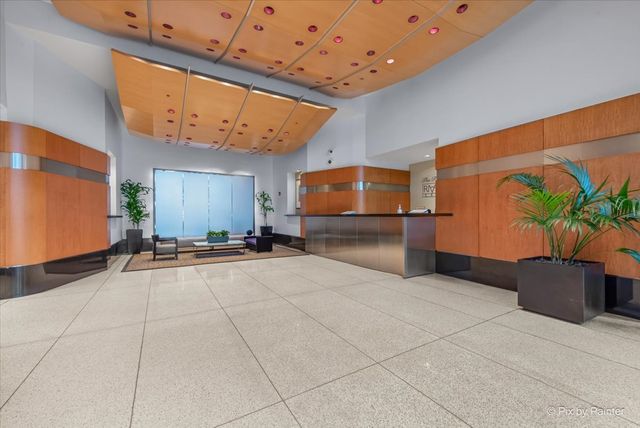 512 N Mcclurg Court 501, Chicago, IL 60611