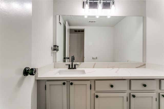1912 Shadowood Trail, Colleyville, TX 76034