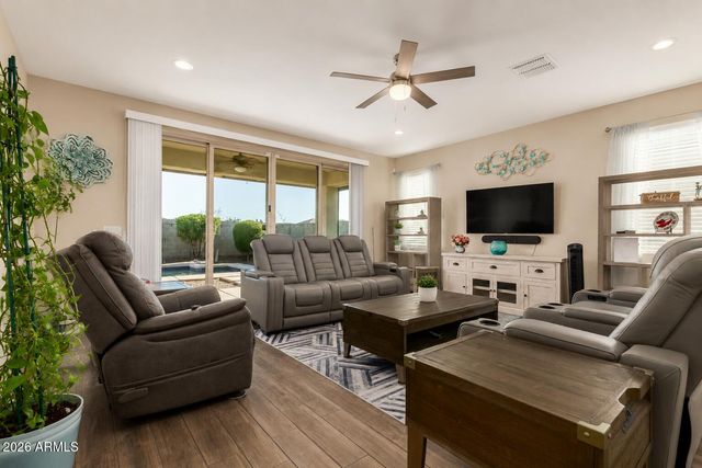 30213 W FAIRMOUNT Avenue, Buckeye, AZ 85396