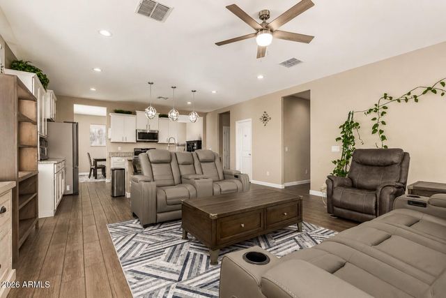 30213 W FAIRMOUNT Avenue, Buckeye, AZ 85396