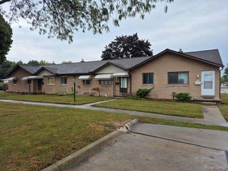 8401 18 Mile Rd #111 Road, Sterling Heights, MI 48313