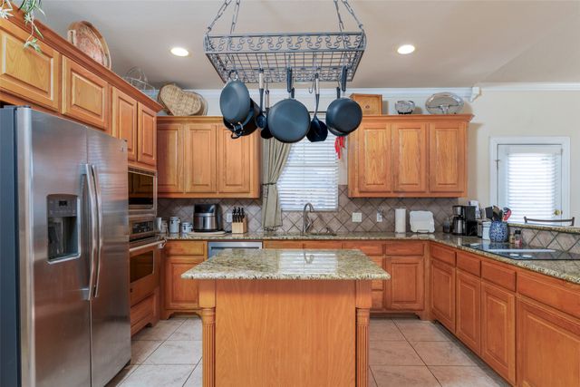 910 Cumberland Trail, Mansfield, TX 76063