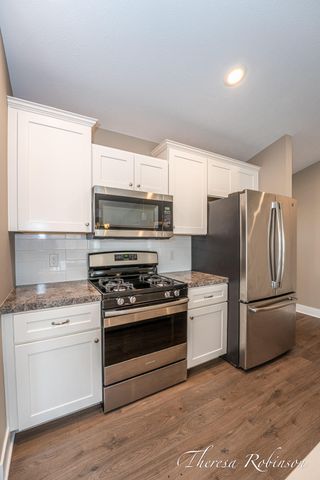 6180 Charleston Lane 46, Allendale Twp, MI 49401