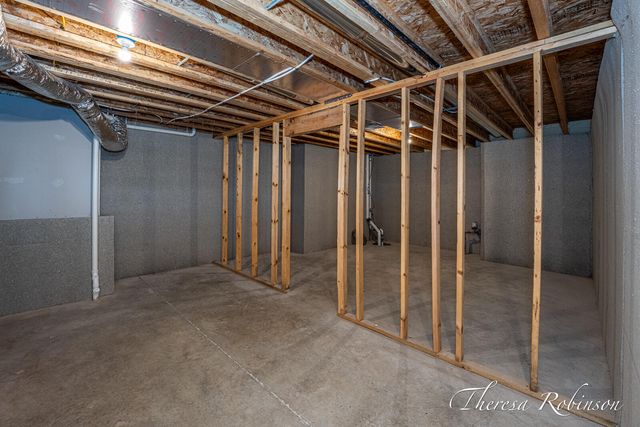 6180 Charleston Lane 46, Allendale Twp, MI 49401