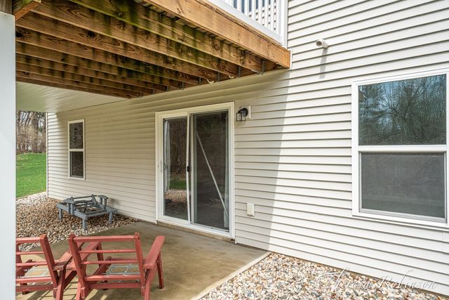 6180 Charleston Lane 46, Allendale Twp, MI 49401