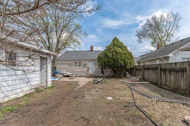 2717 Kinsey Street, Rockford, IL 61109