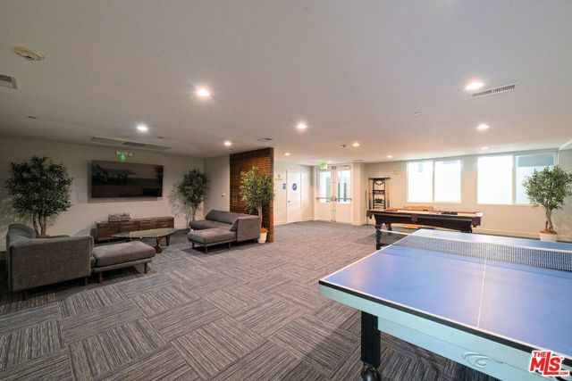 4820 Bellflower Avenue 206, North Hollywood (los Angeles), CA 91601
