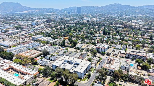 4820 Bellflower Avenue 206, North Hollywood (los Angeles), CA 91601