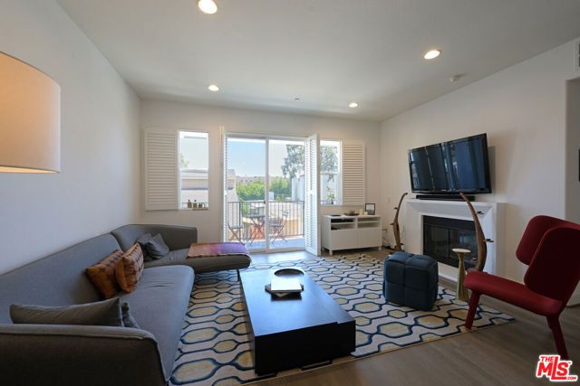 4820 Bellflower Avenue 206, North Hollywood (los Angeles), CA 91601