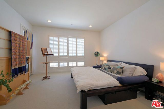 4820 Bellflower Avenue 206, North Hollywood (los Angeles), CA 91601