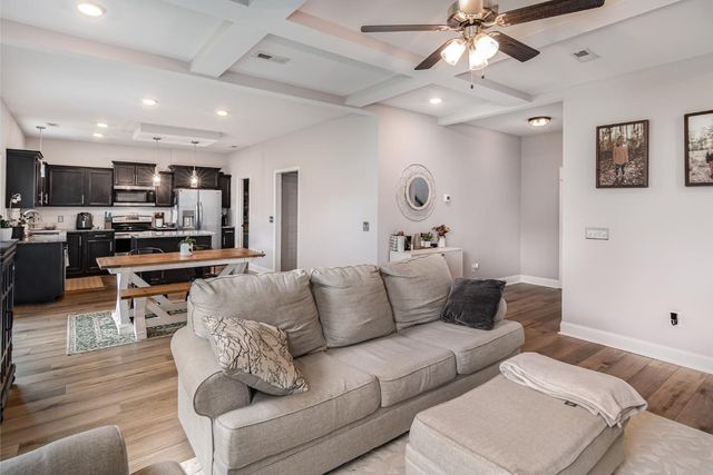 242 Stone Bluff Way, Clarksville, TN 37040