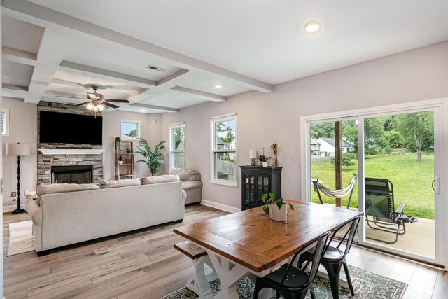 242 Stone Bluff Way, Clarksville, TN 37040