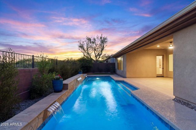 1435 W WHITMAN Court, Anthem, AZ 85086