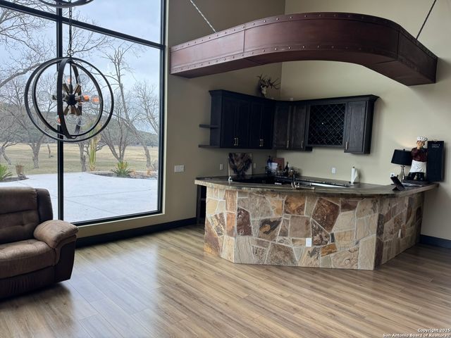 1275 Cypress Creek, Kerrville, TX 78003