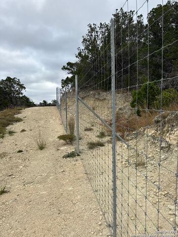 1275 Cypress Creek, Kerrville, TX 78003