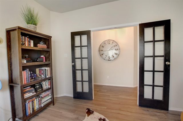 511 Kyra LN, Taylor, TX 76574
