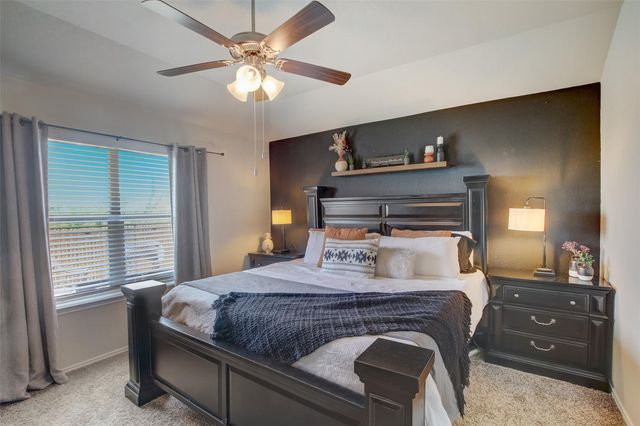 511 Kyra LN, Taylor, TX 76574