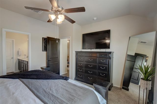 511 Kyra LN, Taylor, TX 76574