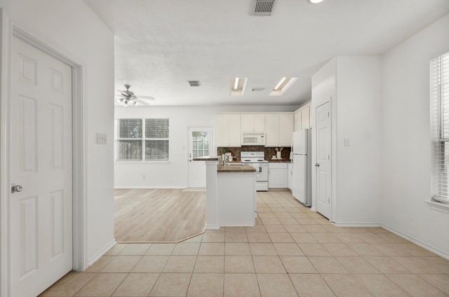 2911 Hackamore Hollow Lane, Houston, TX 77014