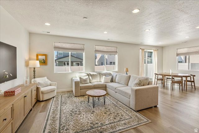 3114 S 2500 W, Syracuse, UT 84075